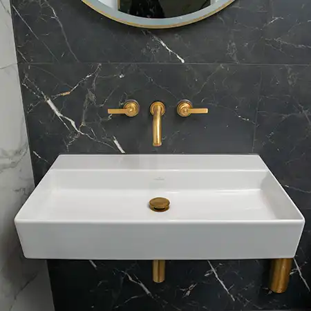 Cloak Room, Designer Chic bay, Samuel Heath brassware, Toto washlet, black, marble tiles-1